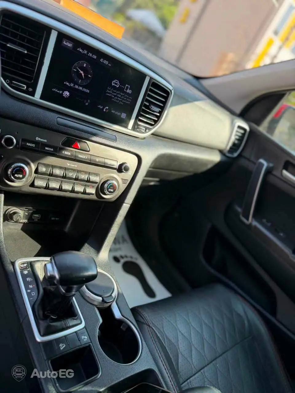 Kia Sportage ٢٠٢٢ – الصورة 15 من 19