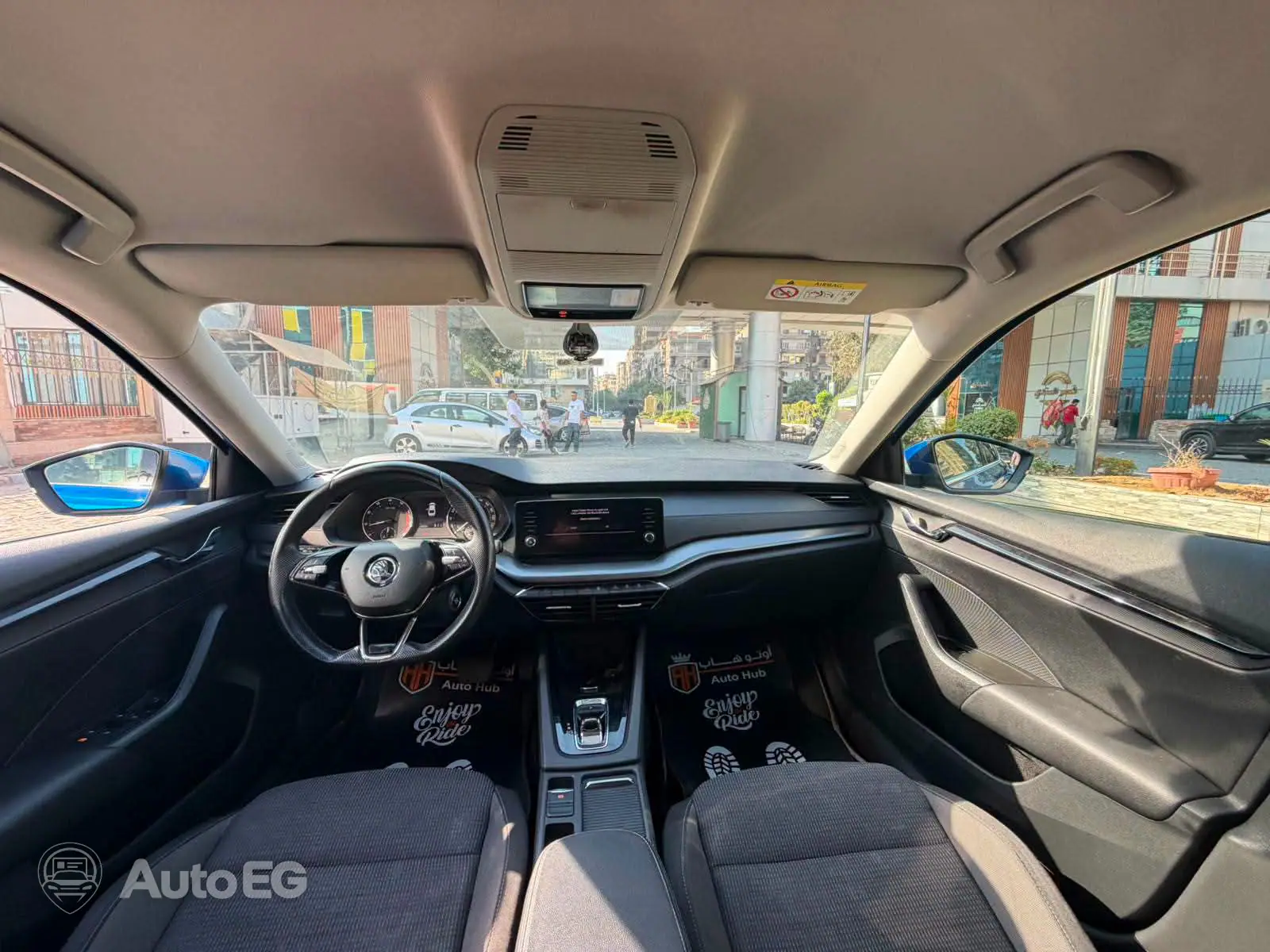 Skoda Octavia ٢٠٢١ – الصورة 8 من 20