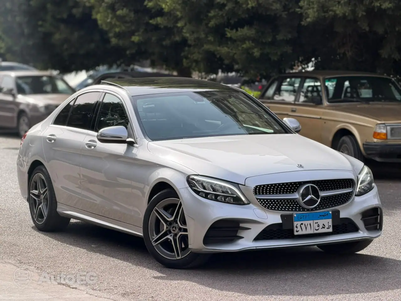 Mercedes-Benz C180 ٢٠١٩ – الصورة 3 من 23