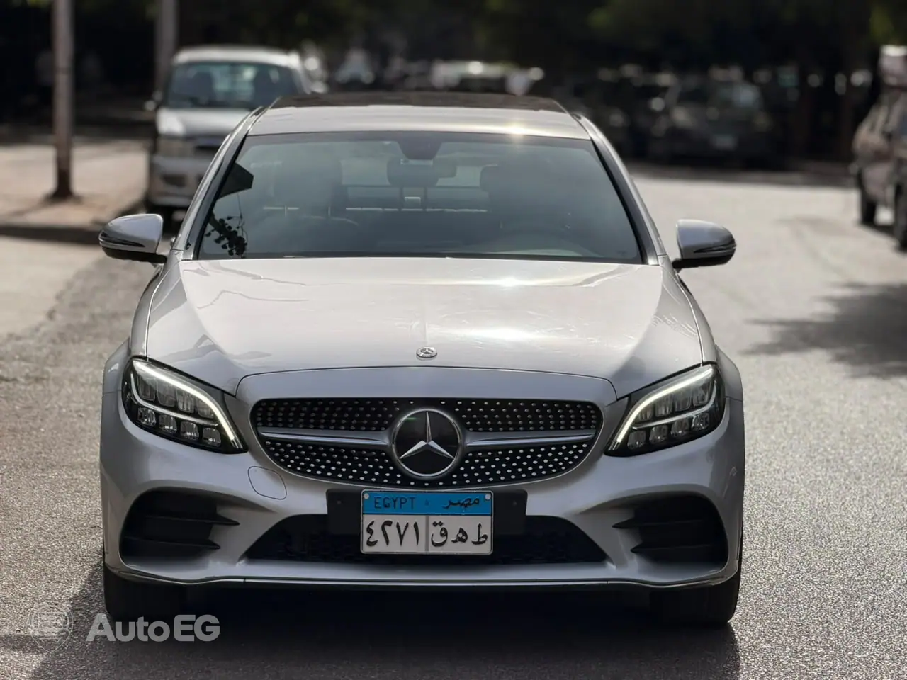 Mercedes-Benz C180 ٢٠١٩ – الصورة 6 من 23