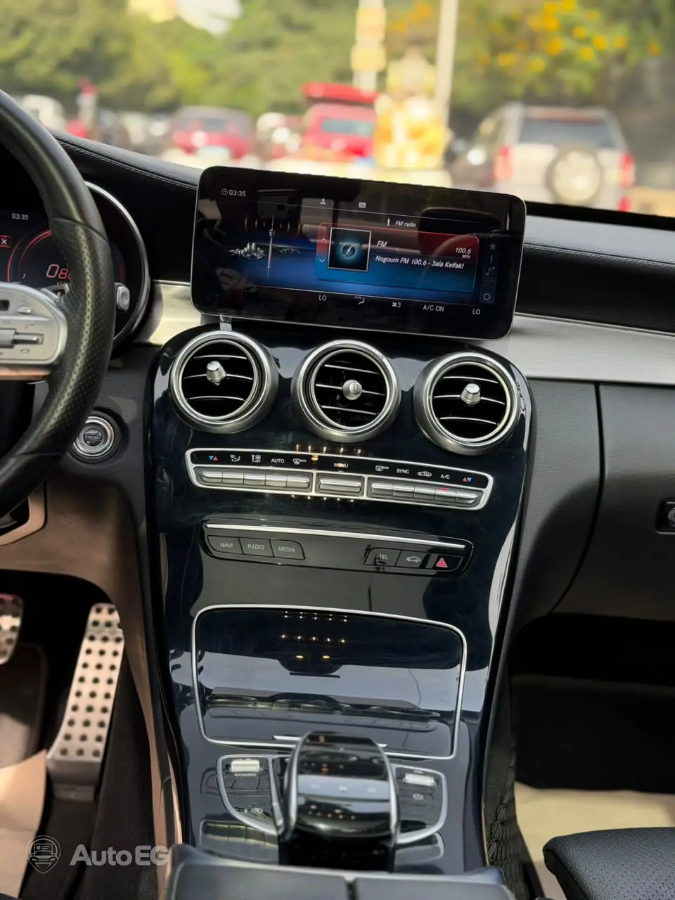 Mercedes-Benz C180 ٢٠١٩ – الصورة 15 من 23