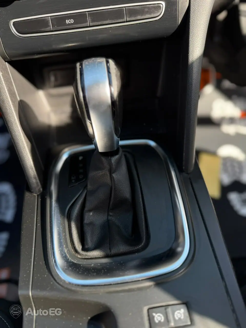 Renault Megane ٢٠٢١ – الصورة 17 من 19
