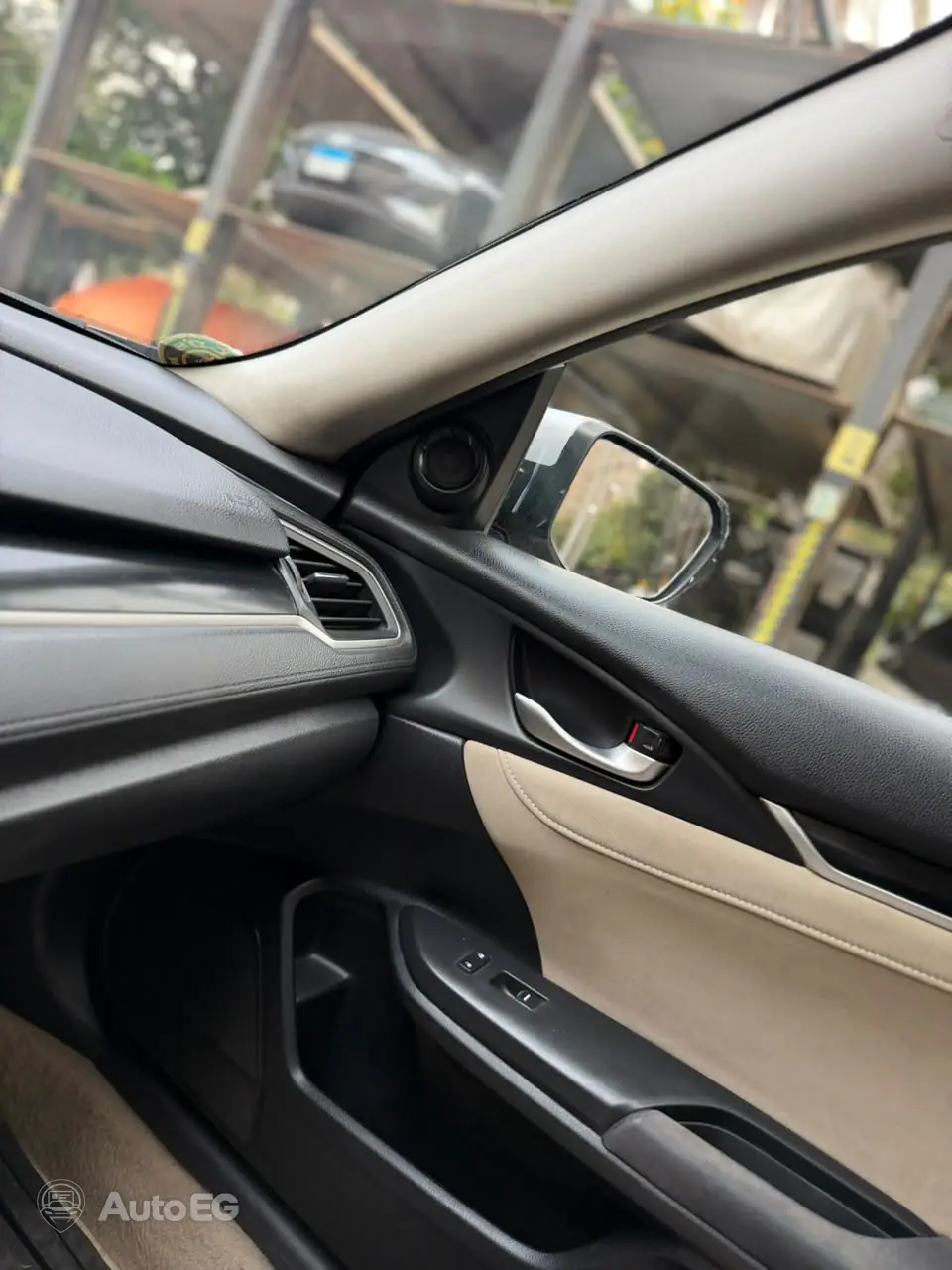 Honda Civic ٢٠٢٠ – الصورة 12 من 22