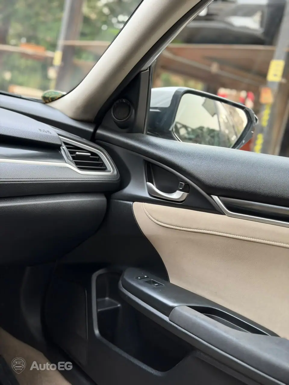 Honda Civic ٢٠٢٠ – الصورة 13 من 22