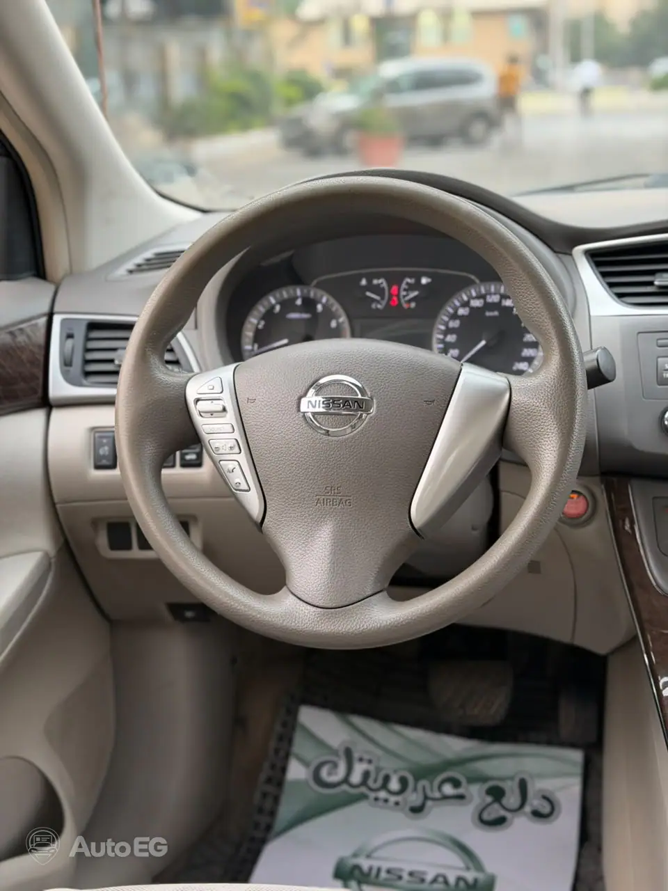Nissan Sentra ٢٠١٦ – الصورة 18 من 24