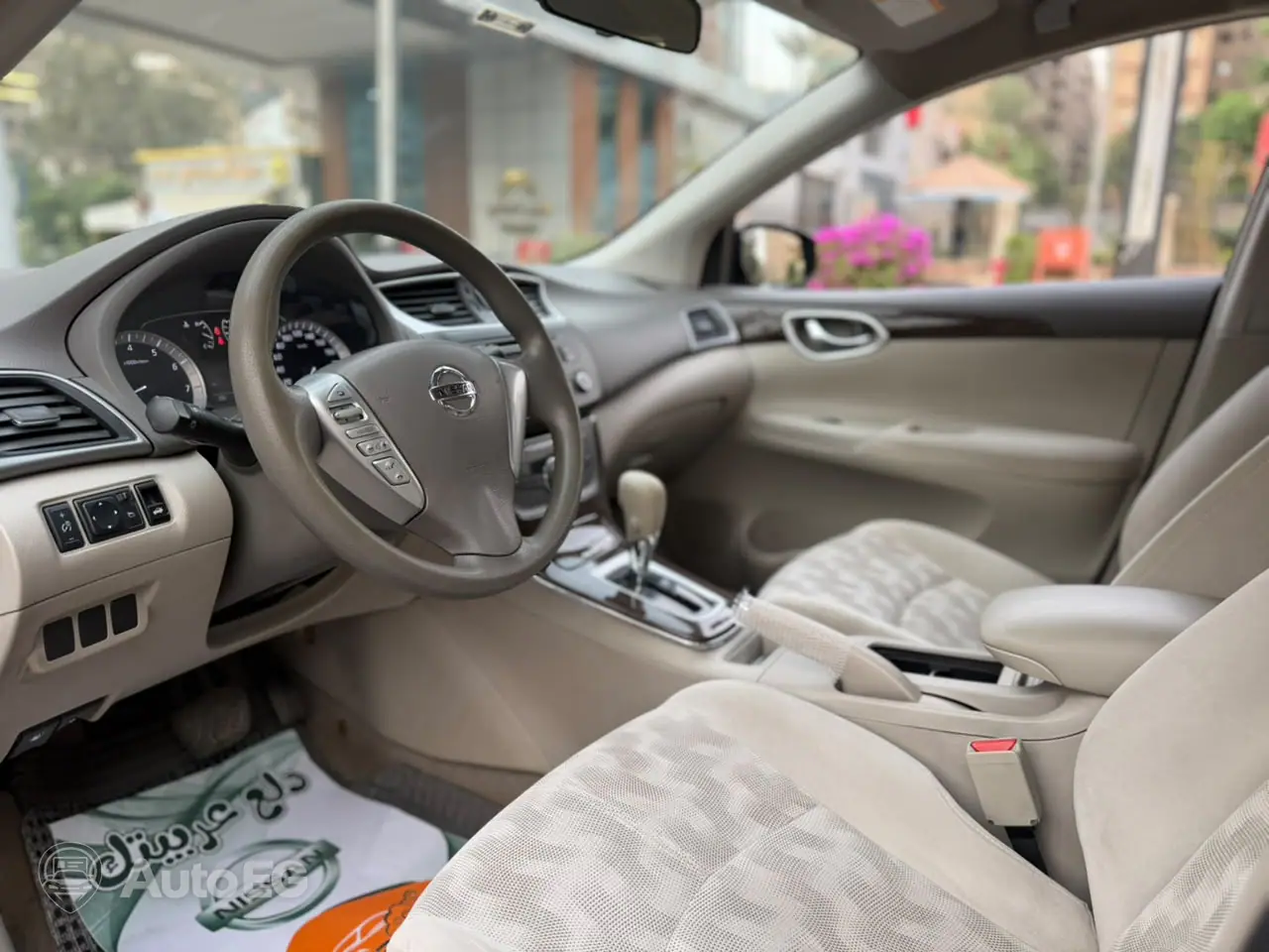 Nissan Sentra ٢٠١٦ – الصورة 13 من 24