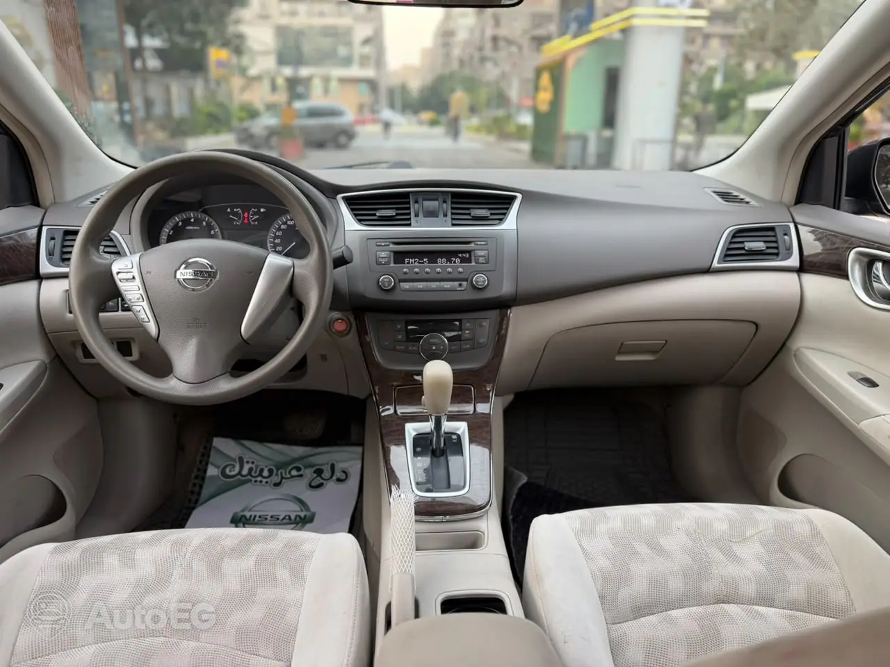 Nissan Sentra ٢٠١٦ – الصورة 10 من 24