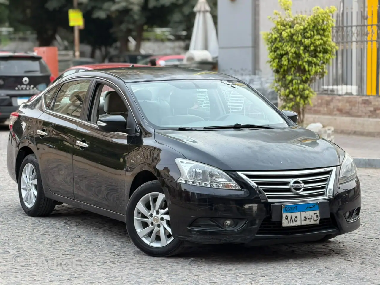 Nissan Sentra ٢٠١٦ – الصورة 2 من 24