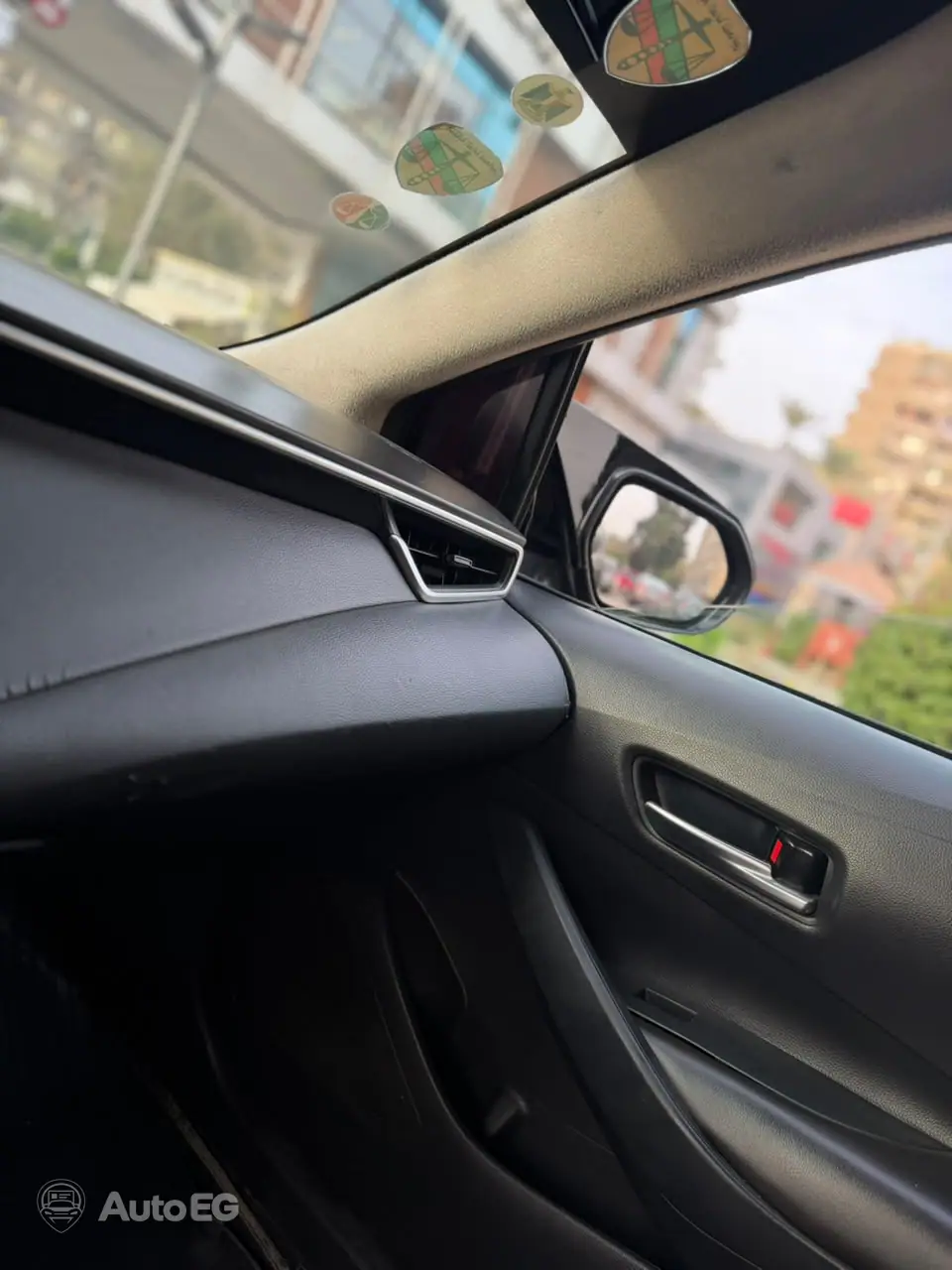 Toyota Corolla ٢٠١٩ – الصورة 18 من 22
