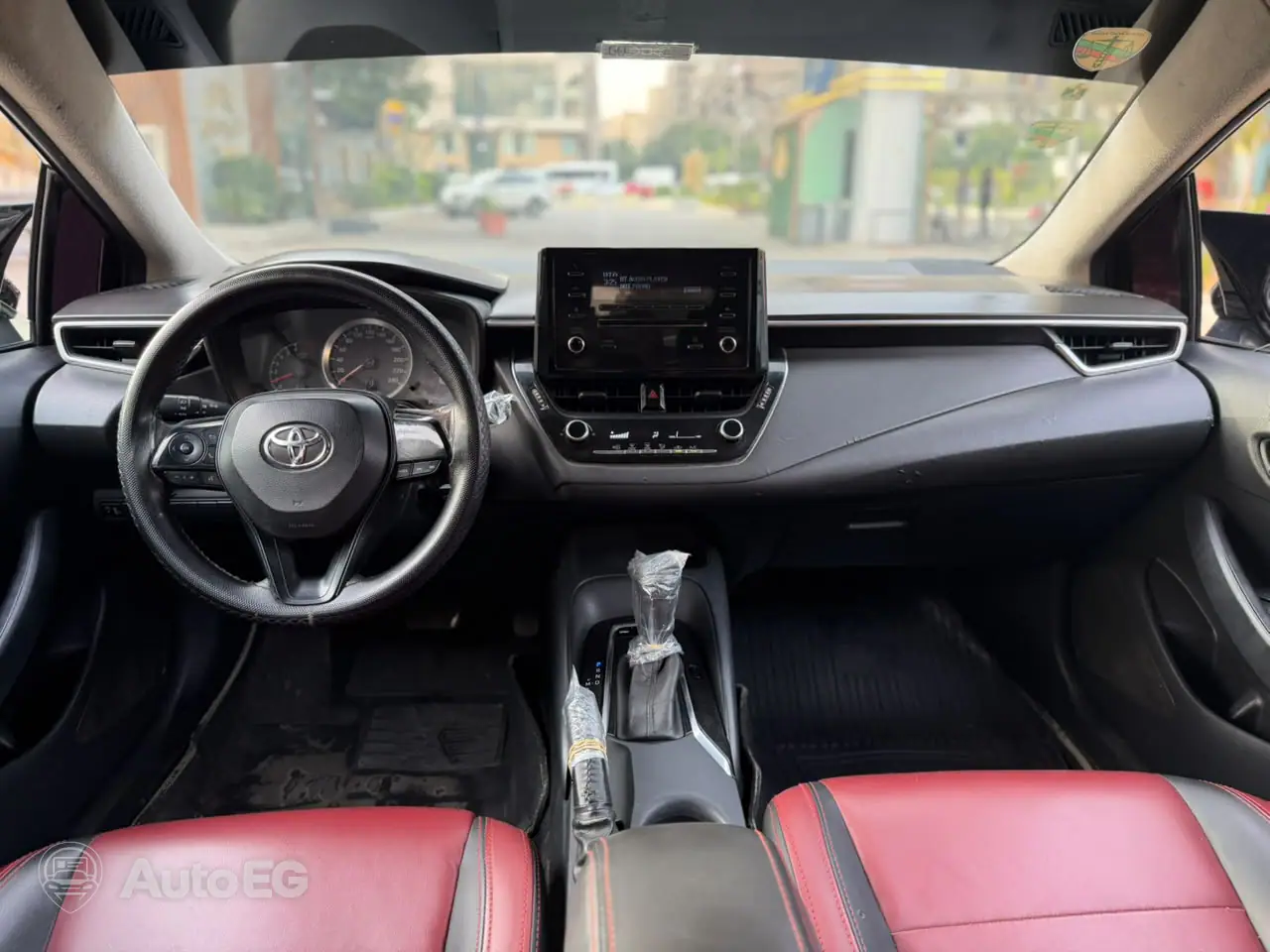 Toyota Corolla ٢٠١٩ – الصورة 10 من 22