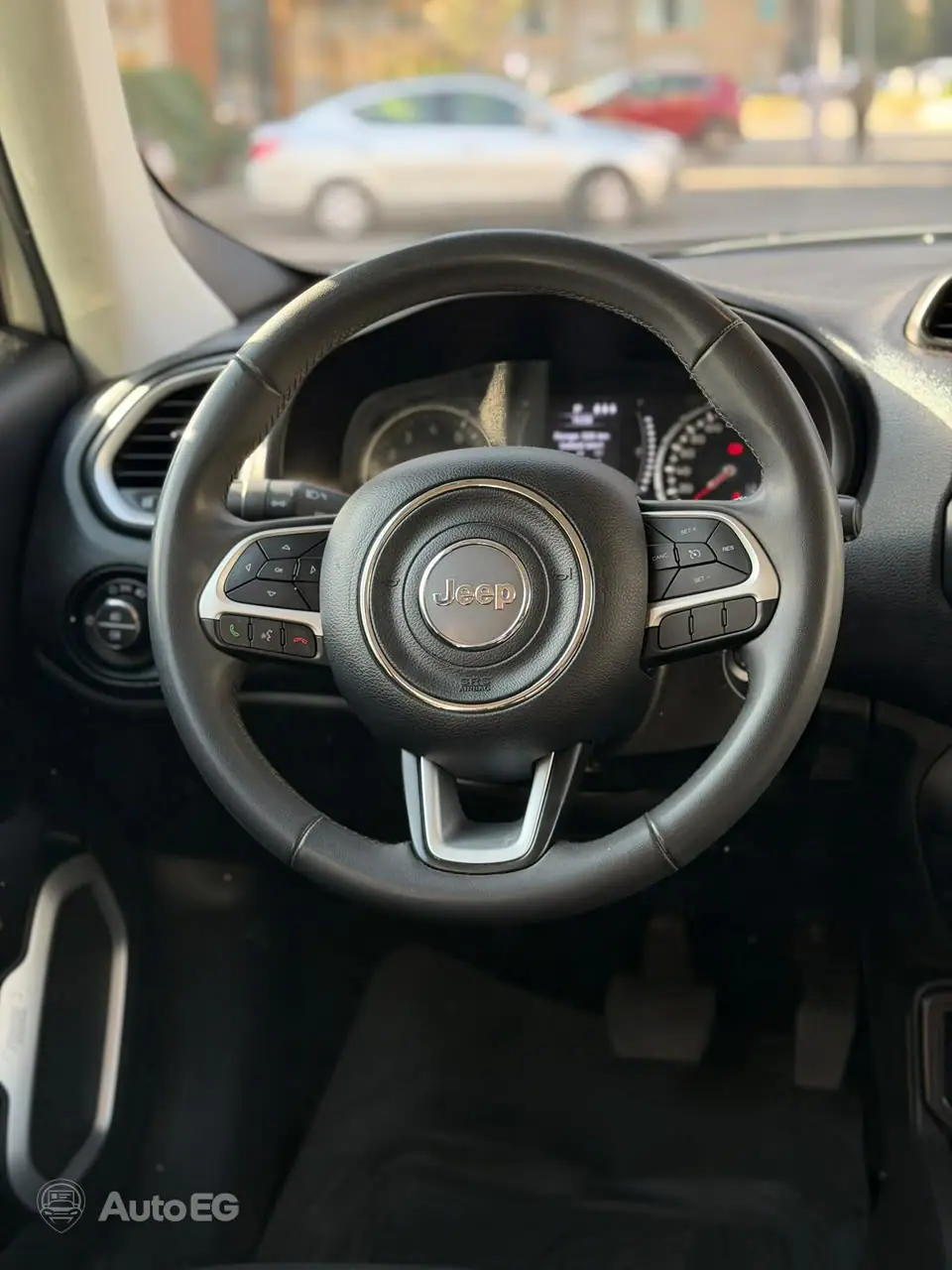 Jeep Renegade ٢٠٢١ – الصورة 18 من 23