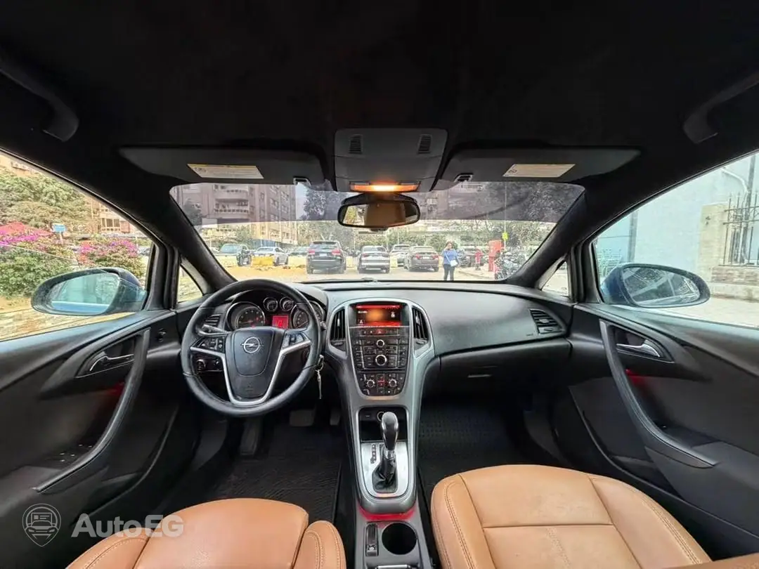 Opel Astra ٢٠١٦ – الصورة 6 من 17