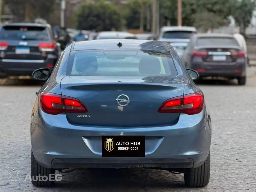Opel Astra ٢٠١٦ – الصورة 5 من 17