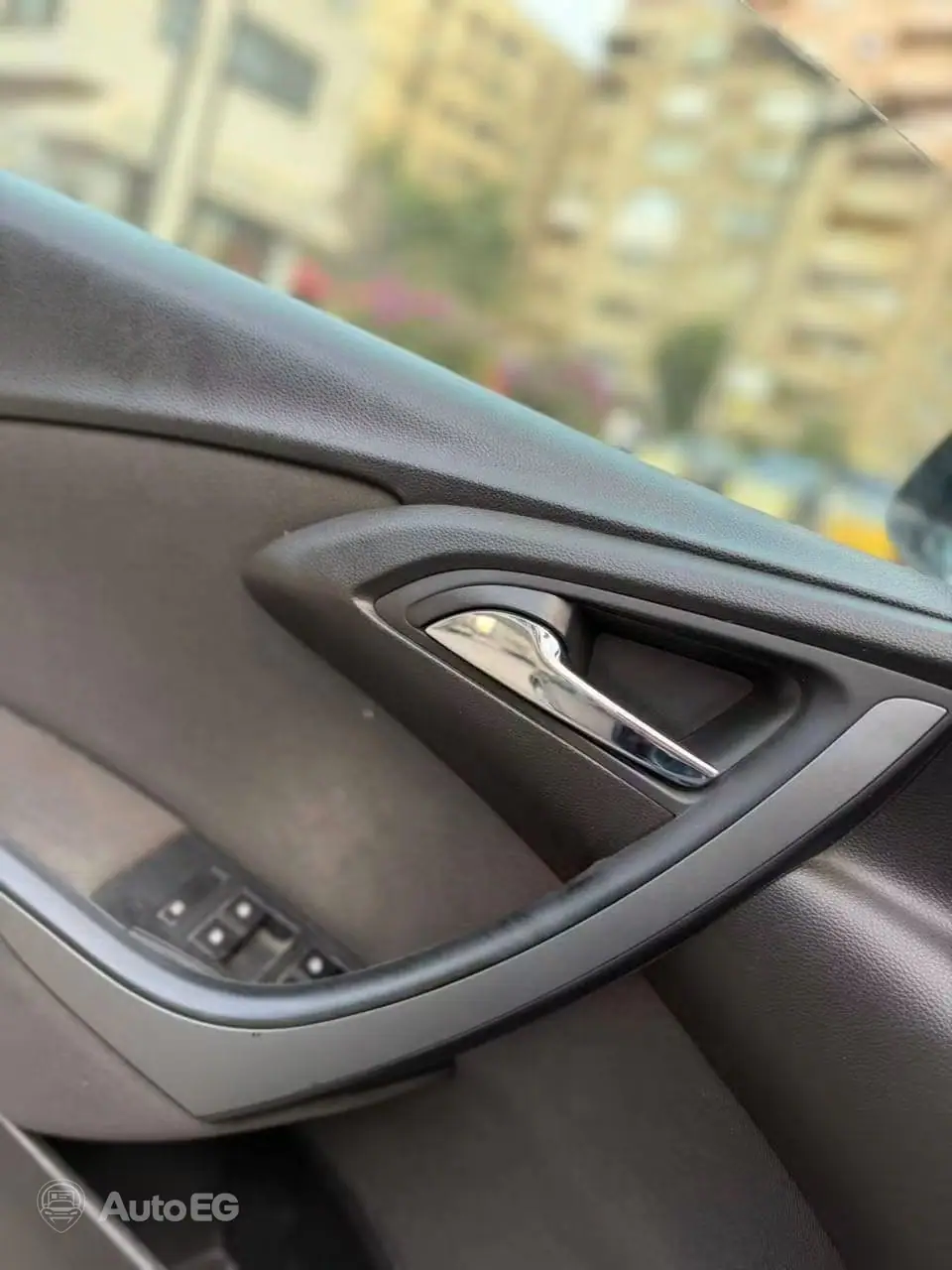 Opel Astra ٢٠١٦ – الصورة 15 من 17