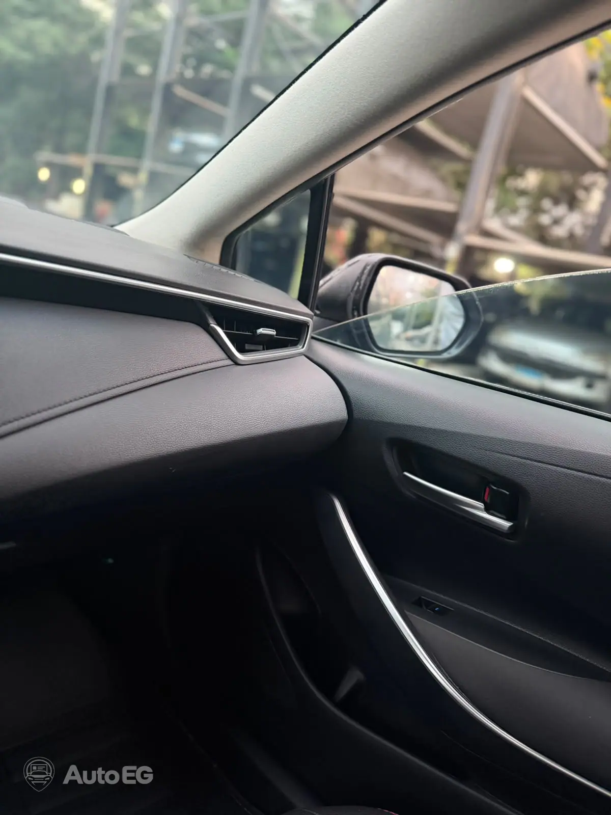 Toyota Corolla ٢٠٢١ – الصورة 14 من 22