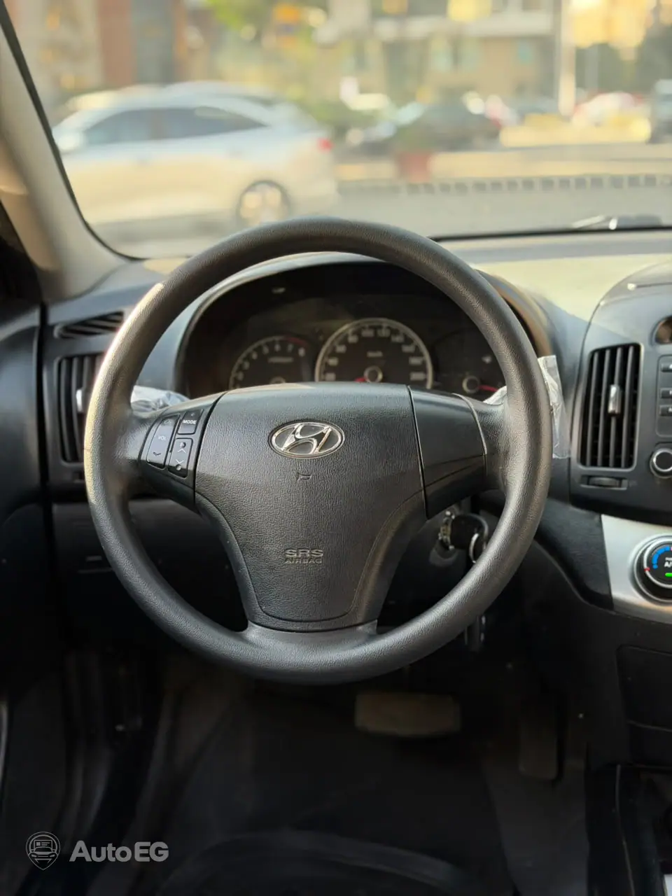 Hyundai Elantra HD ٢٠١٩ – الصورة 16 من 22
