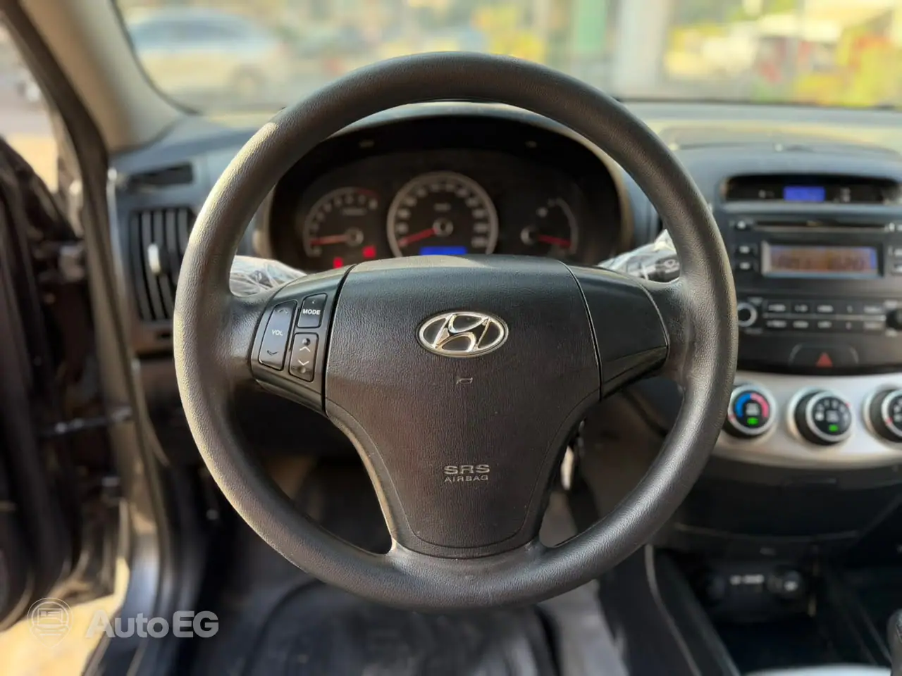 Hyundai Elantra HD ٢٠١٩ – الصورة 17 من 22