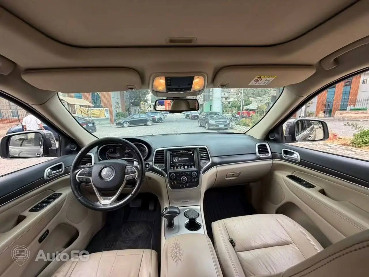 Jeep Grand Cherokee ٢٠١٧ – الصورة 8 من 19