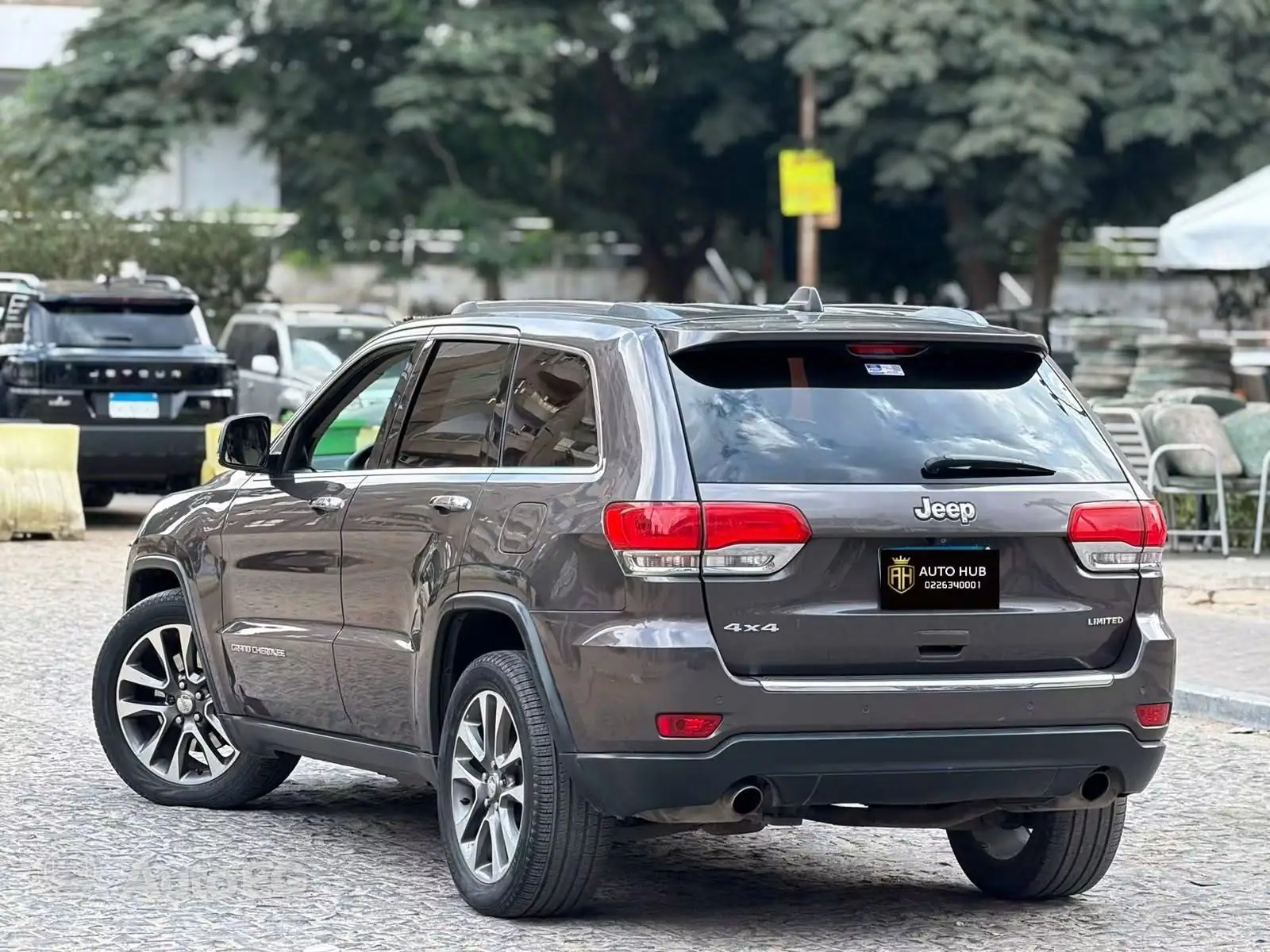 Jeep Grand Cherokee ٢٠١٧ – الصورة 4 من 19