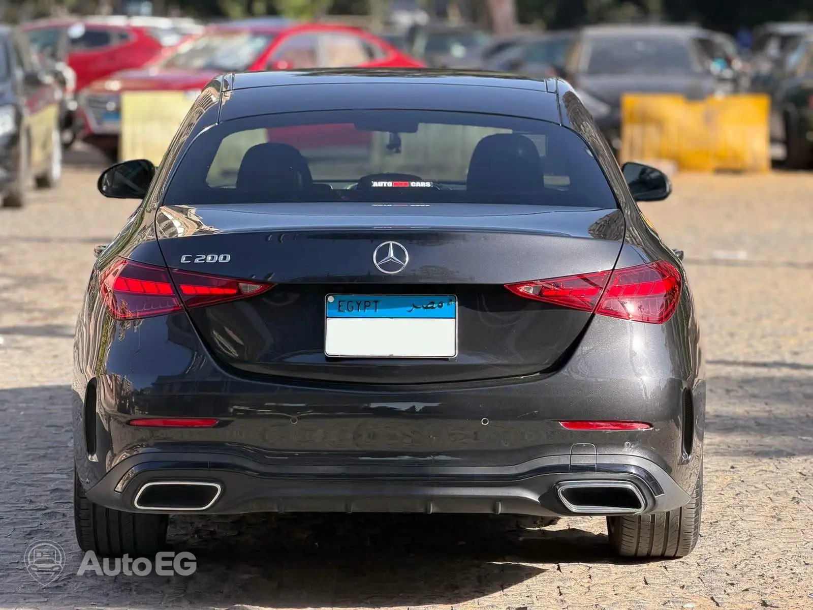 Mercedes-Benz C200 ٢٠٢٢ – الصورة 6 من 21