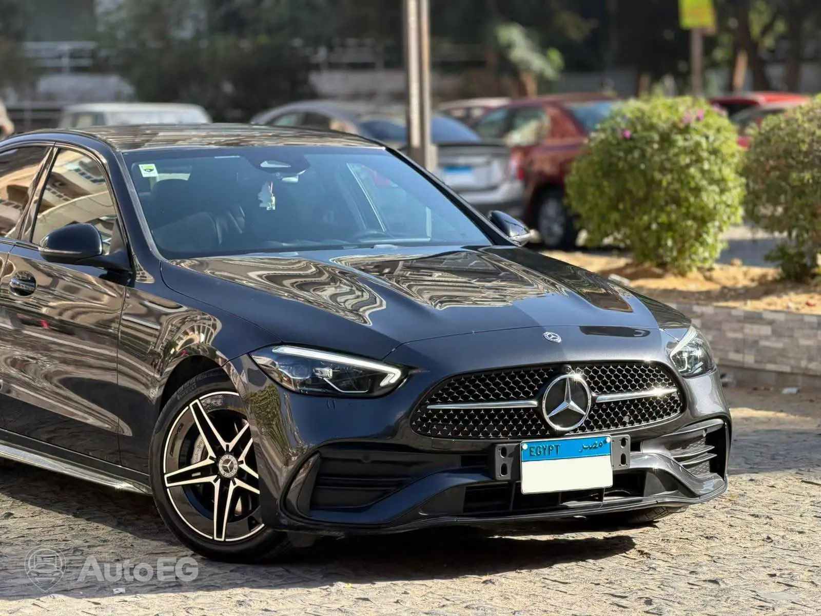 Mercedes-Benz C200 ٢٠٢٢ – الصورة 7 من 21