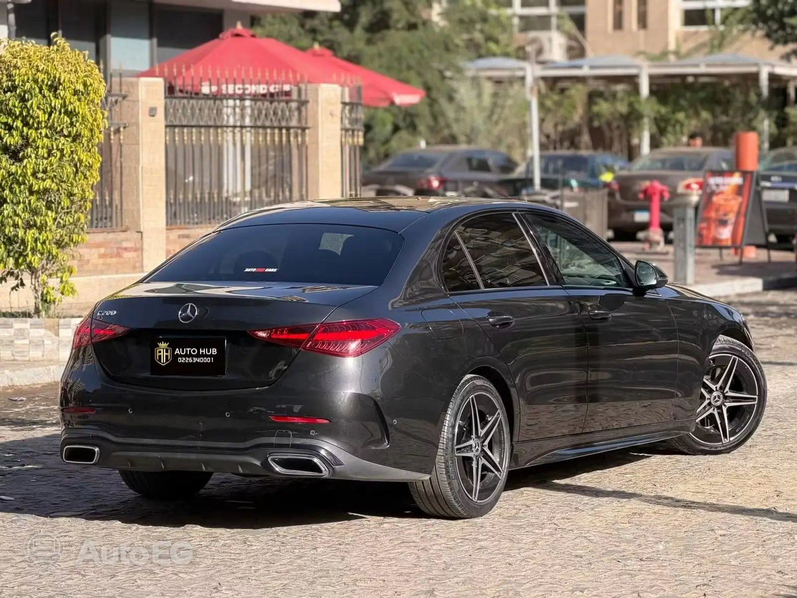 Mercedes-Benz C200 ٢٠٢٢ – الصورة 2 من 21