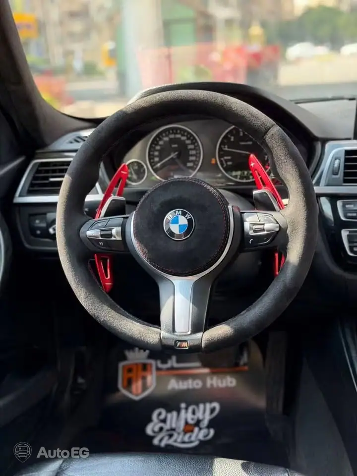 BMW F30 320i ٢٠١٦ – الصورة 16 من 21