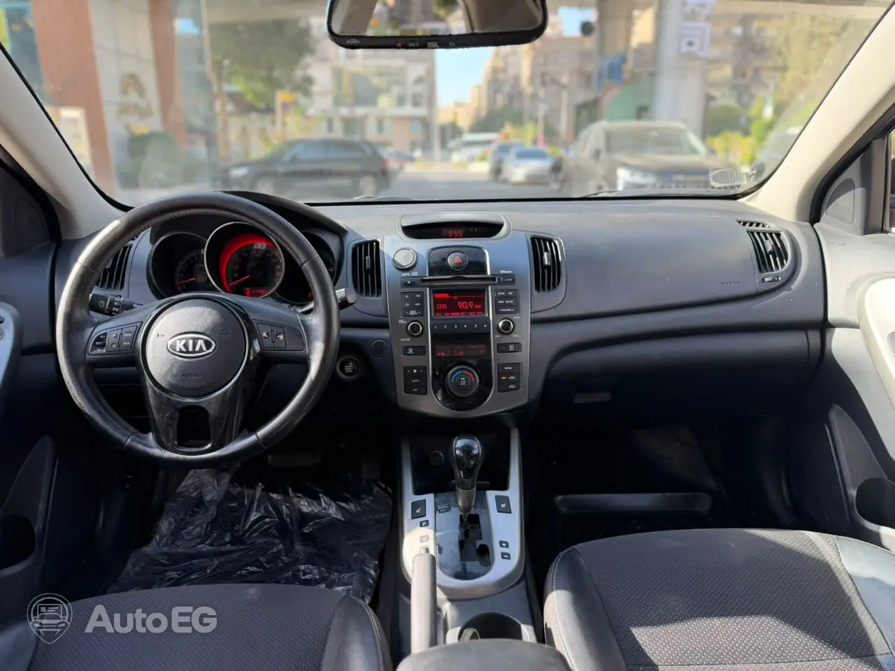 Kia Cerato ٢٠٠٩ – الصورة 8 من 22