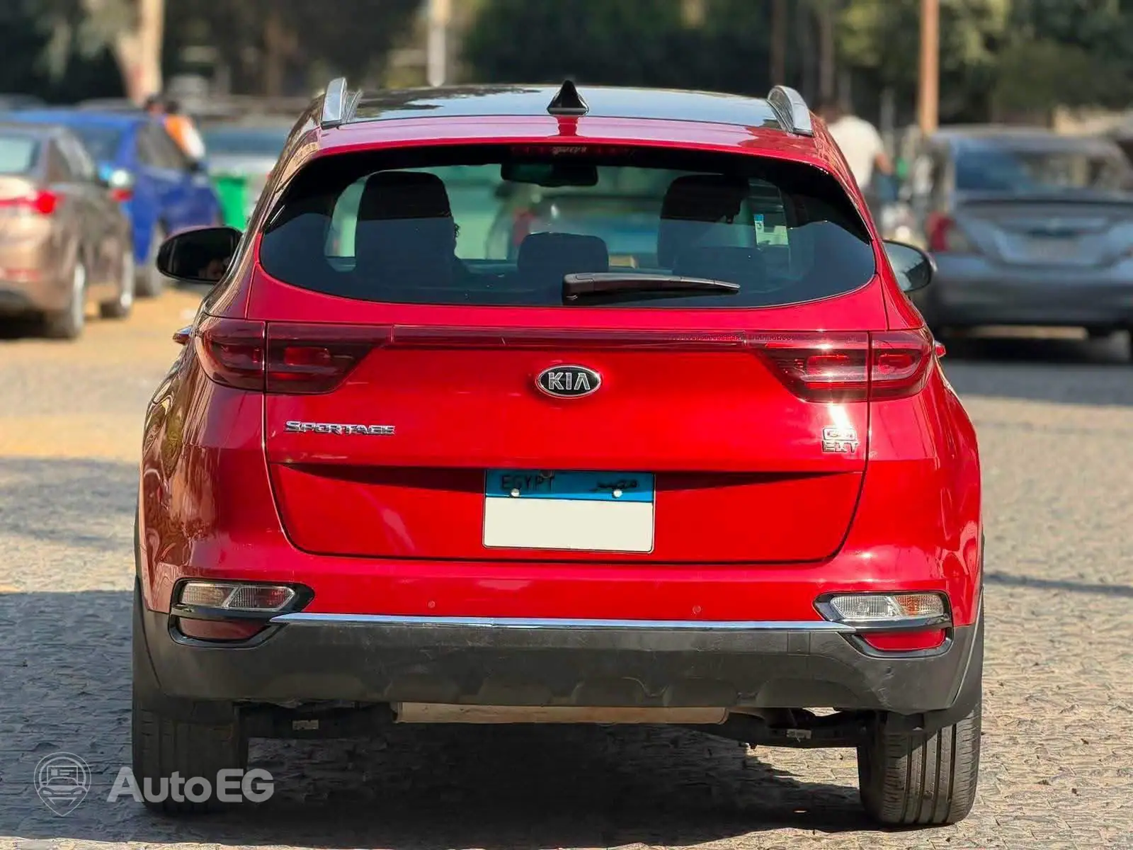 Kia Sportage ٢٠٢٢ – الصورة 6 من 18