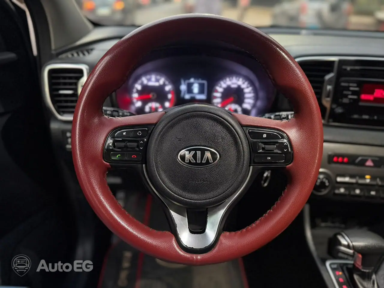 Kia Sportage ٢٠١٧ – الصورة 18 من 22