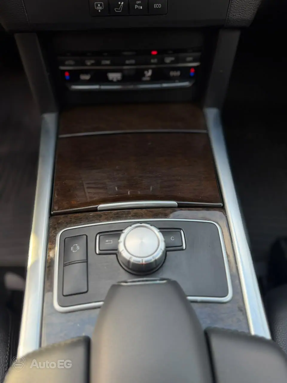 Mercedes-Benz E200 ٢٠١٣ – الصورة 20 من 23