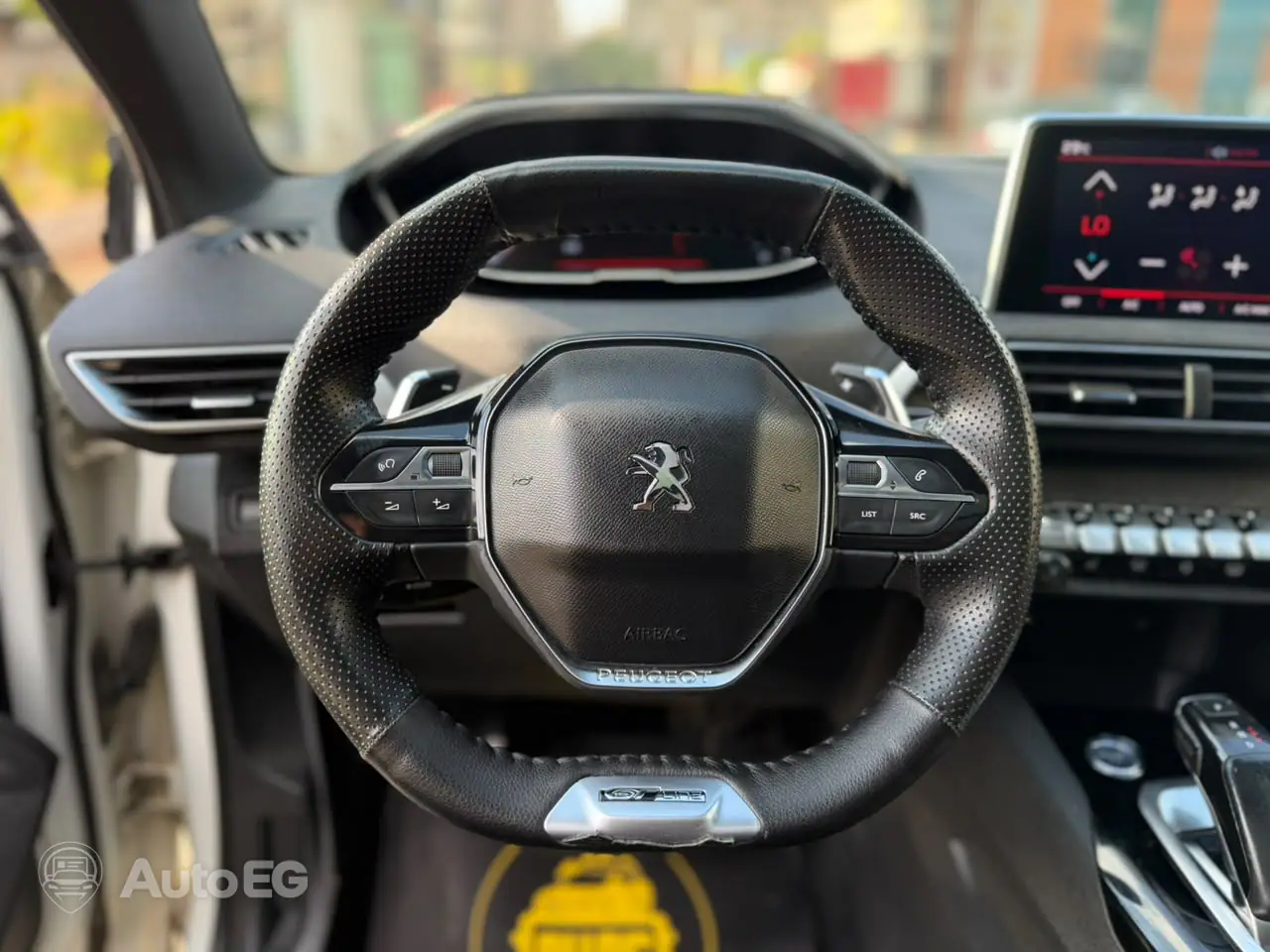 Peugeot 5008 ٢٠١٩ – الصورة 18 من 24