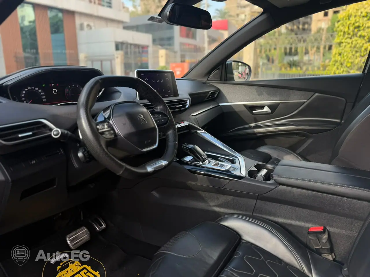Peugeot 5008 ٢٠١٩ – الصورة 10 من 24