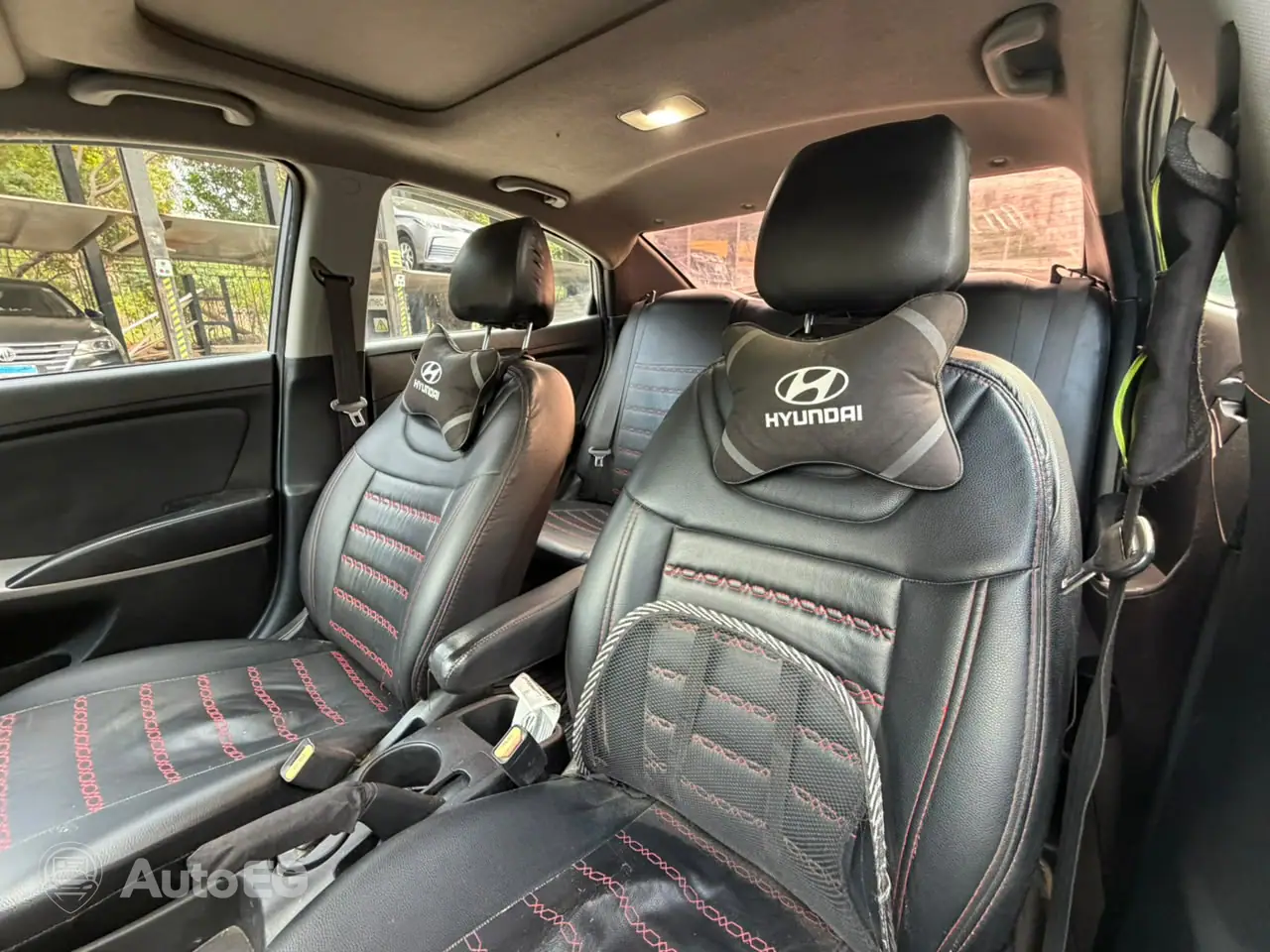 Hyundai Accent RB ٢٠١٦ – الصورة 14 من 15