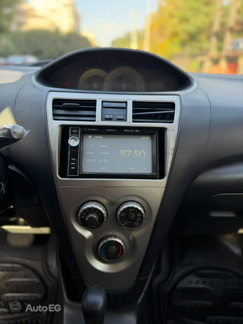 Toyota Yaris ٢٠٠٧ – الصورة 15 من 20