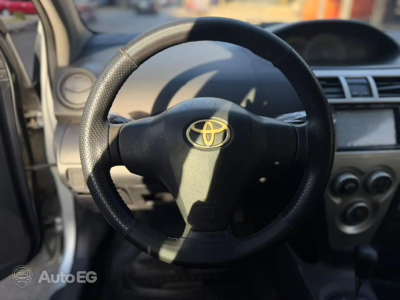 Toyota Yaris ٢٠٠٧ – الصورة 17 من 20