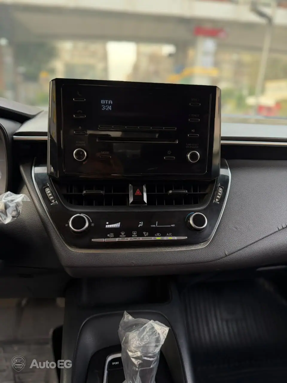 Toyota Corolla ٢٠١٩ – الصورة 17 من 22