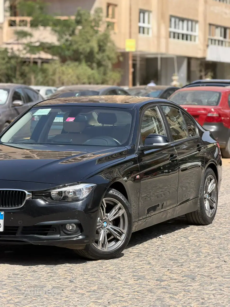 BMW 318I ٢٠١٦ – الصورة 6 من 24