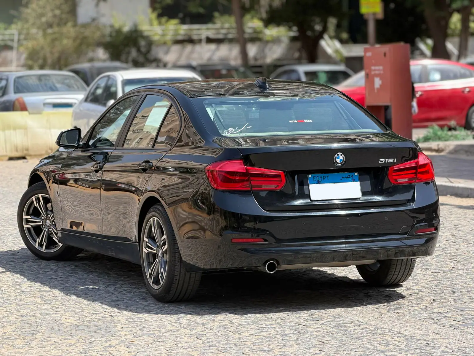 BMW 318I ٢٠١٦ – الصورة 8 من 24