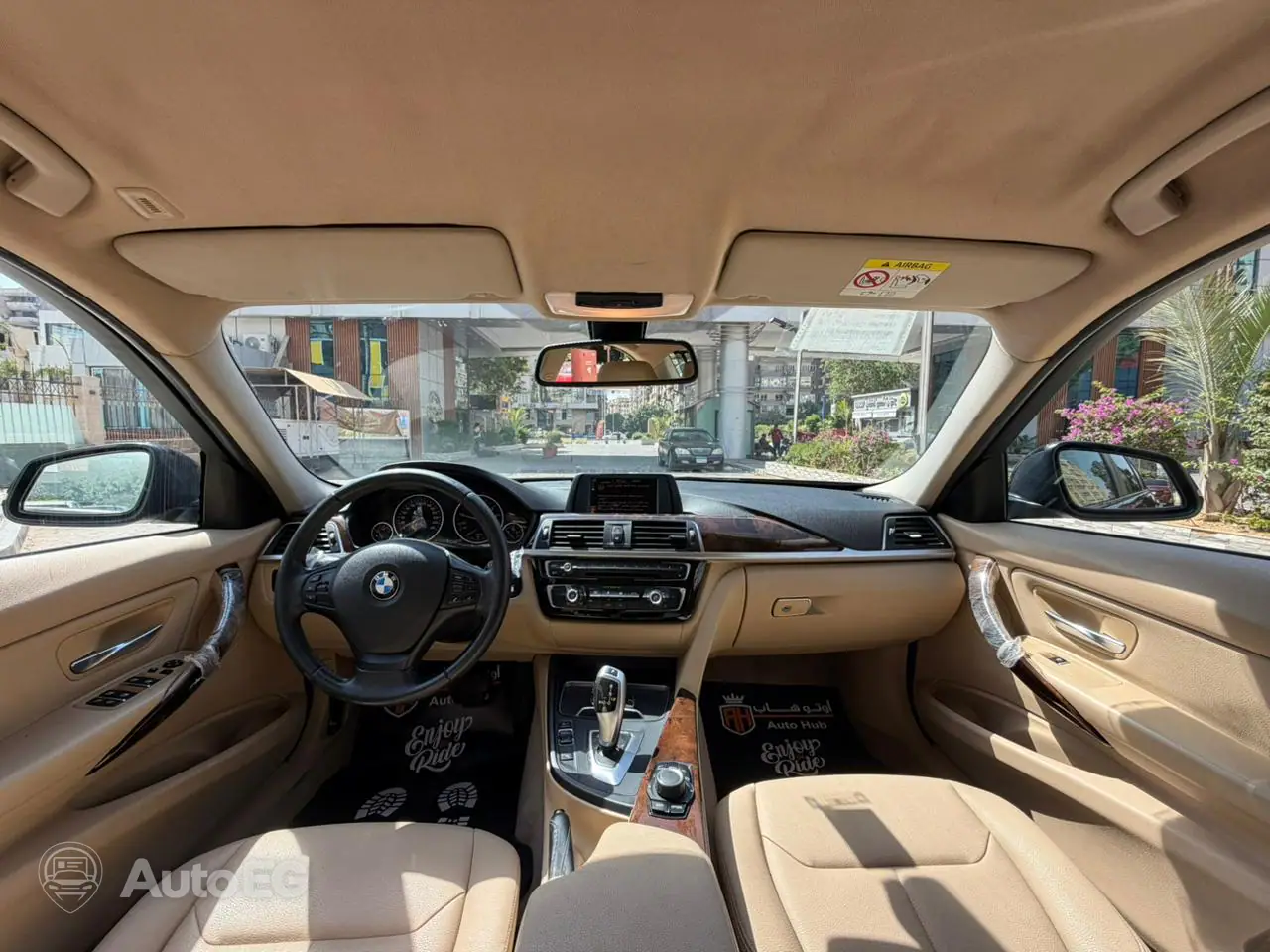 BMW 318I ٢٠١٦ – الصورة 9 من 24