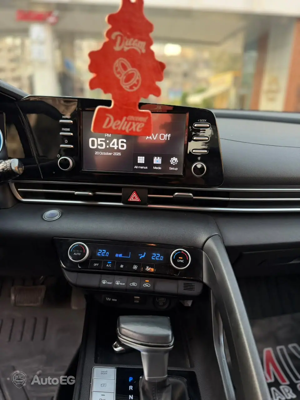 Hyundai Elantra CN7 ٢٠٢١ – الصورة 16 من 22