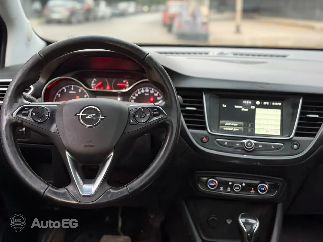 Opel Crossland ٢٠٢٠ – الصورة 14 من 23