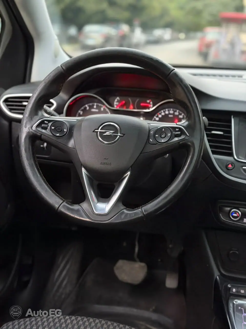 Opel Crossland ٢٠٢٠ – الصورة 17 من 23