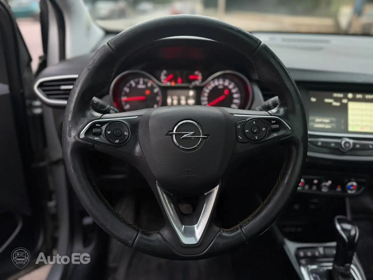 Opel Crossland ٢٠٢٠ – الصورة 18 من 23